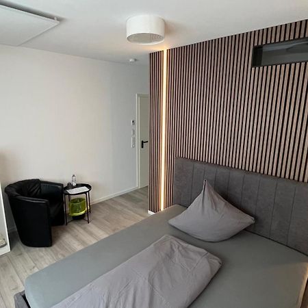 Hostel Корнвестхайм Екстериор снимка